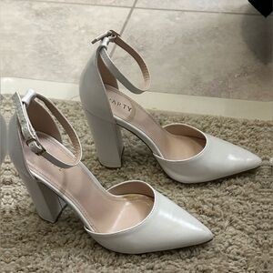 Women's Closed Toe Pumps 3-Inch Chunky Heels Pumps Ankle Strap Dress Wedding